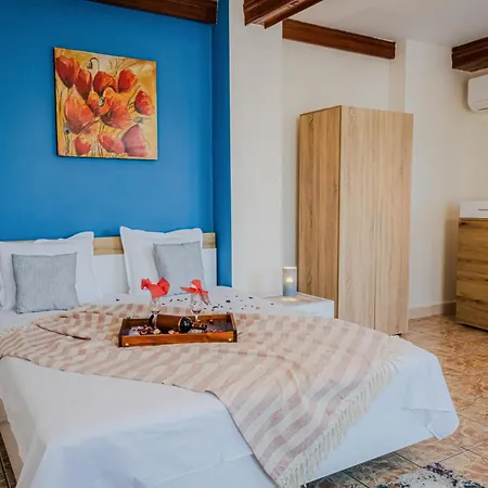 Bo's Place 3* 圣君士坦丁和海伦那