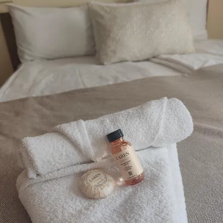 酒店 Bo's Place 圣君士坦丁和海伦那