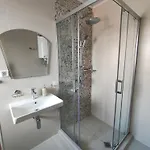 فندق Bo's Place سينتس قسطنطين وهيلينا
