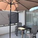 Bo's Place فندق 3*
