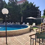 فندق Bo's Place 3*