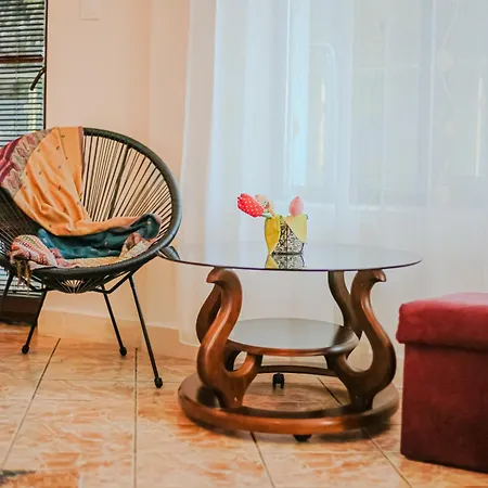 Hotell Bo's Place 3*