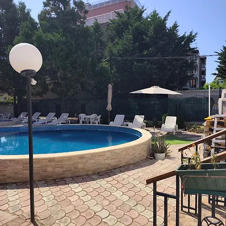 Hotel Bo's Place 3*