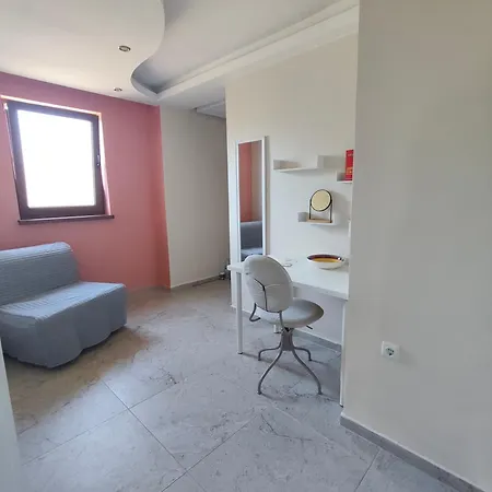 Bo's Place 3* 圣君士坦丁和海伦那