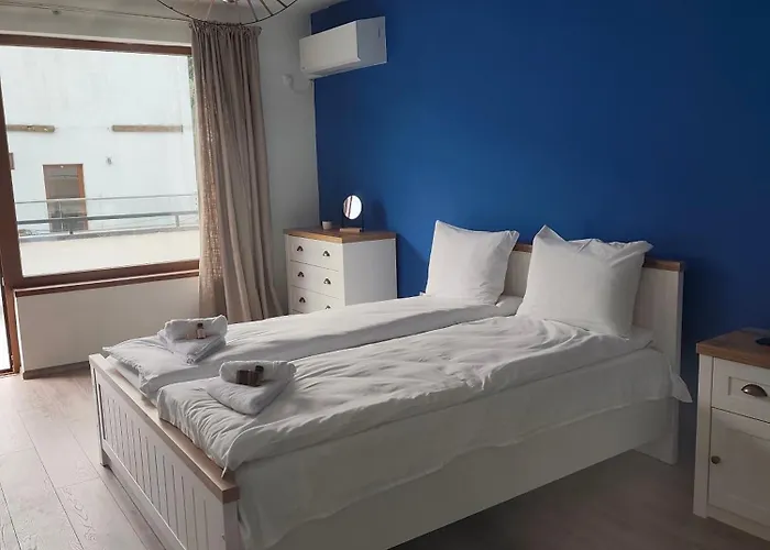 Bo's Place 3* 圣君士坦丁和海伦那